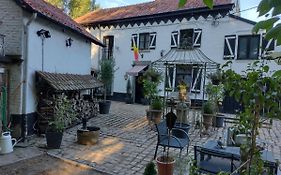 Moulin De Moxhe Micro Gite Et Gite - Bed & Dreams